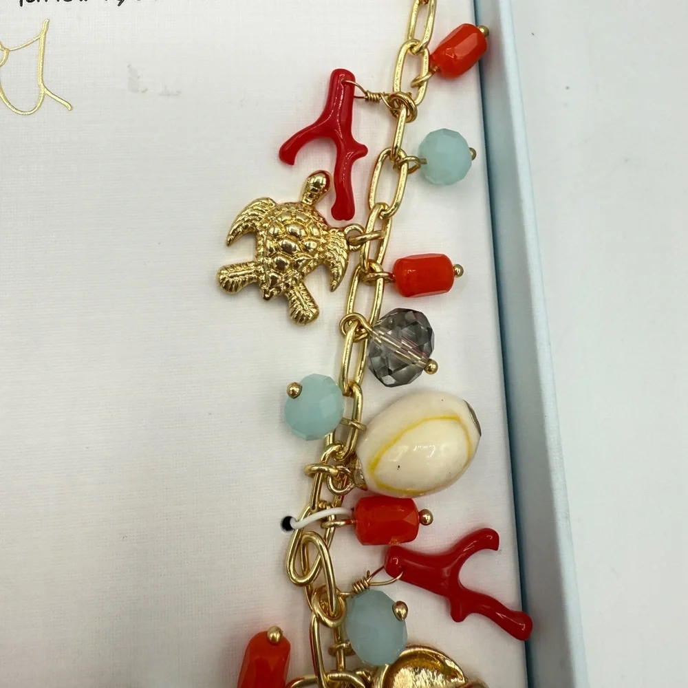 House of Harlow Natural Shell Necklace 17” with 3” Extender, (NIB) New in Box